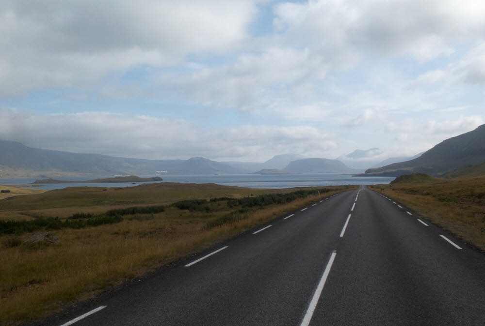 Hvalfjordur-17-1141_1