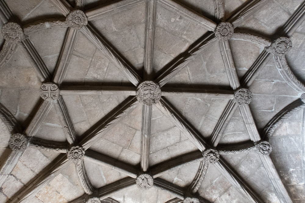 Mosteiro-dos-Jeronimos-18-5094_7_7