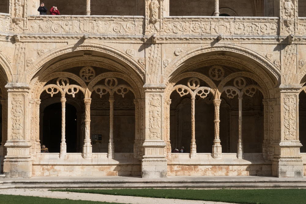 Mosteiro-dos-Jeronimos-18-5129_21_26