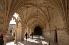 Mosteiro-dos-Jeronimos-18-5144_15_34